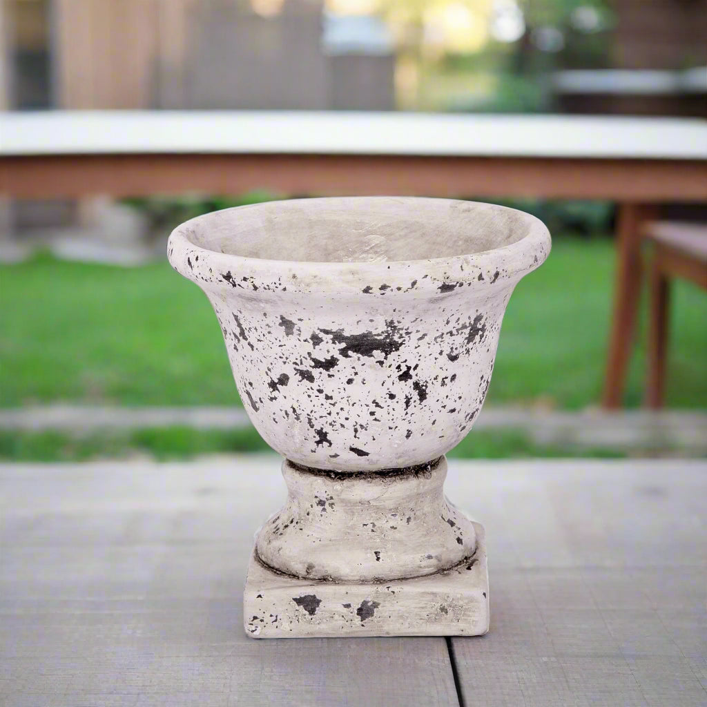 Talon Round Cement Pot