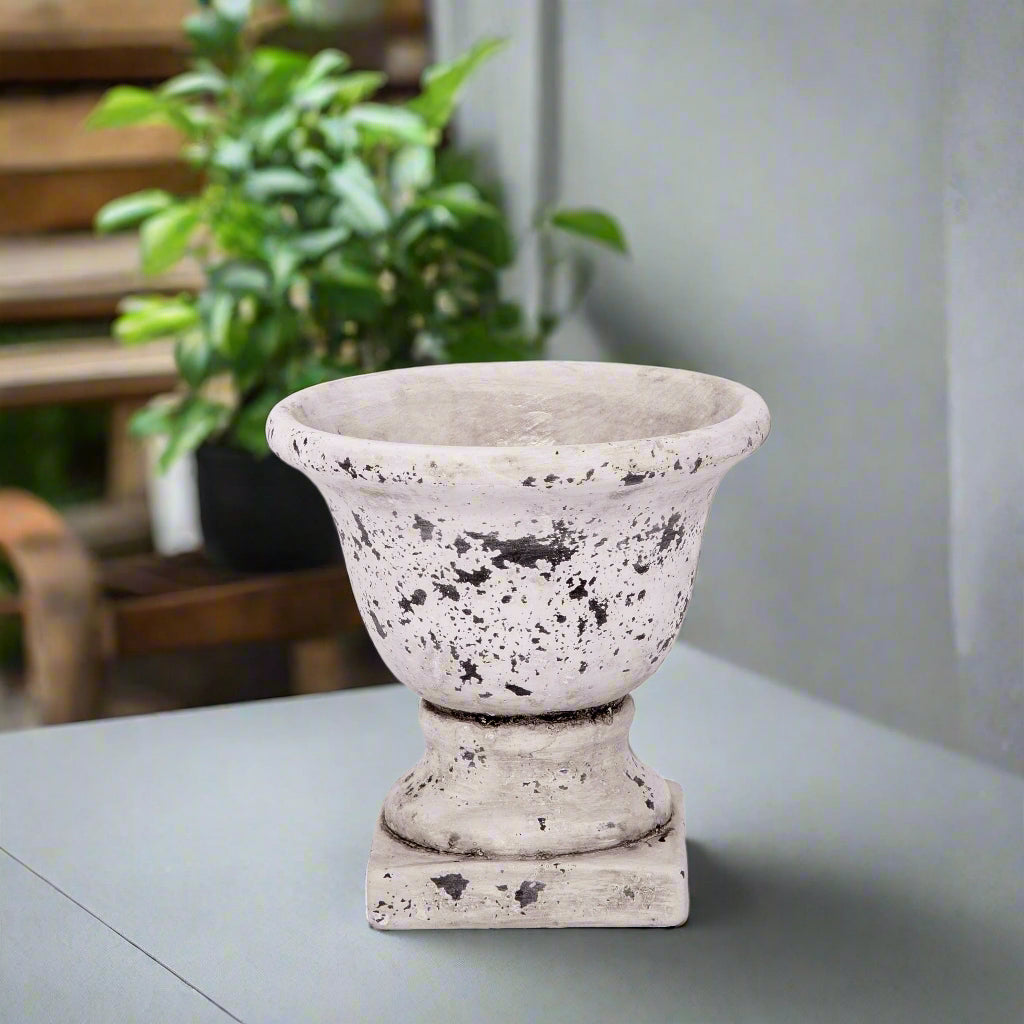 Talon Round Cement Pot