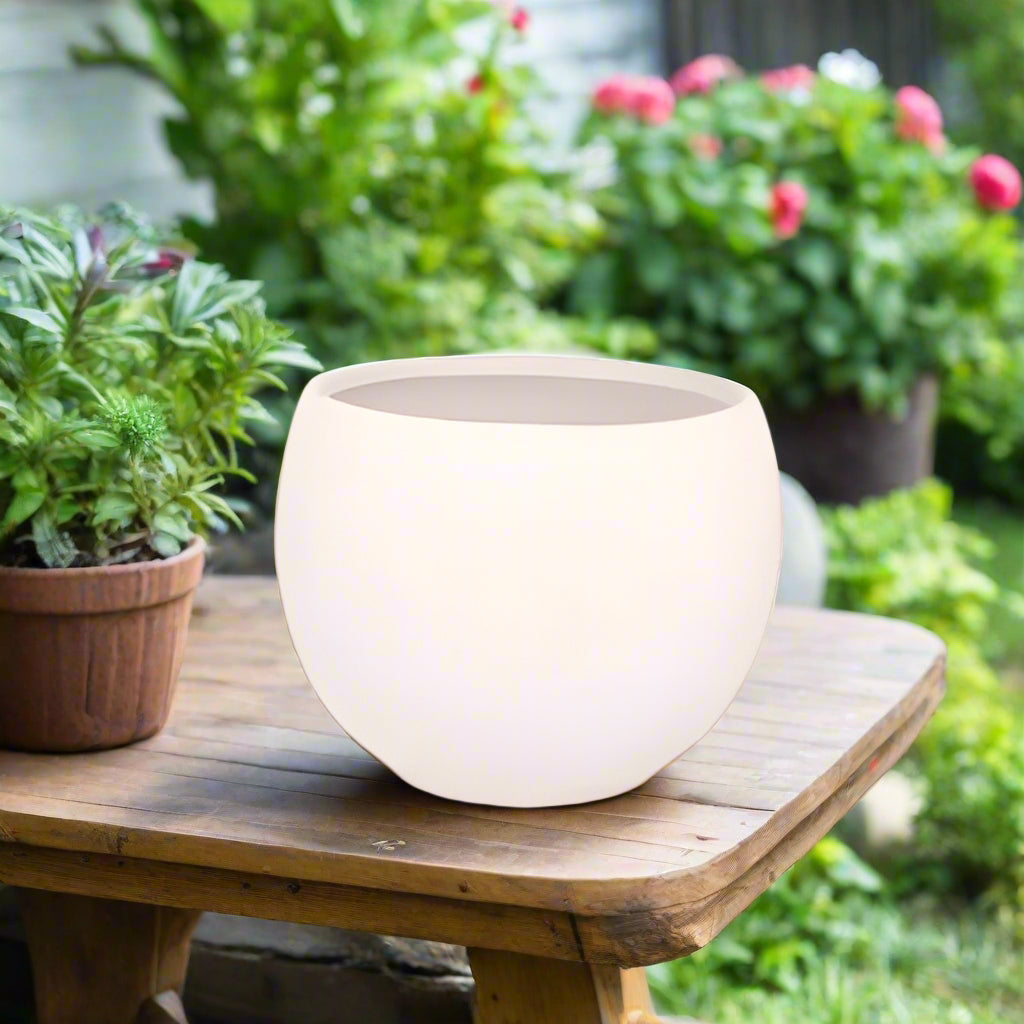 Caelan Stucco Terracotta Sphere Planter (Set of 2)