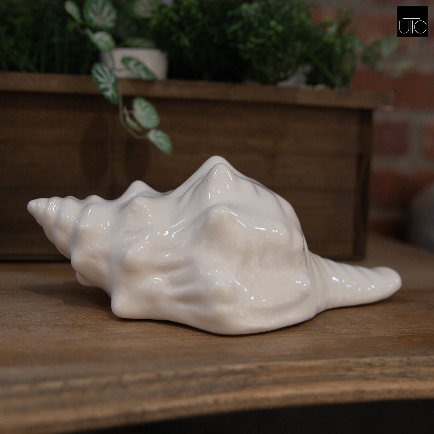 Ceramic Figurine Gloss Finish White 4"H