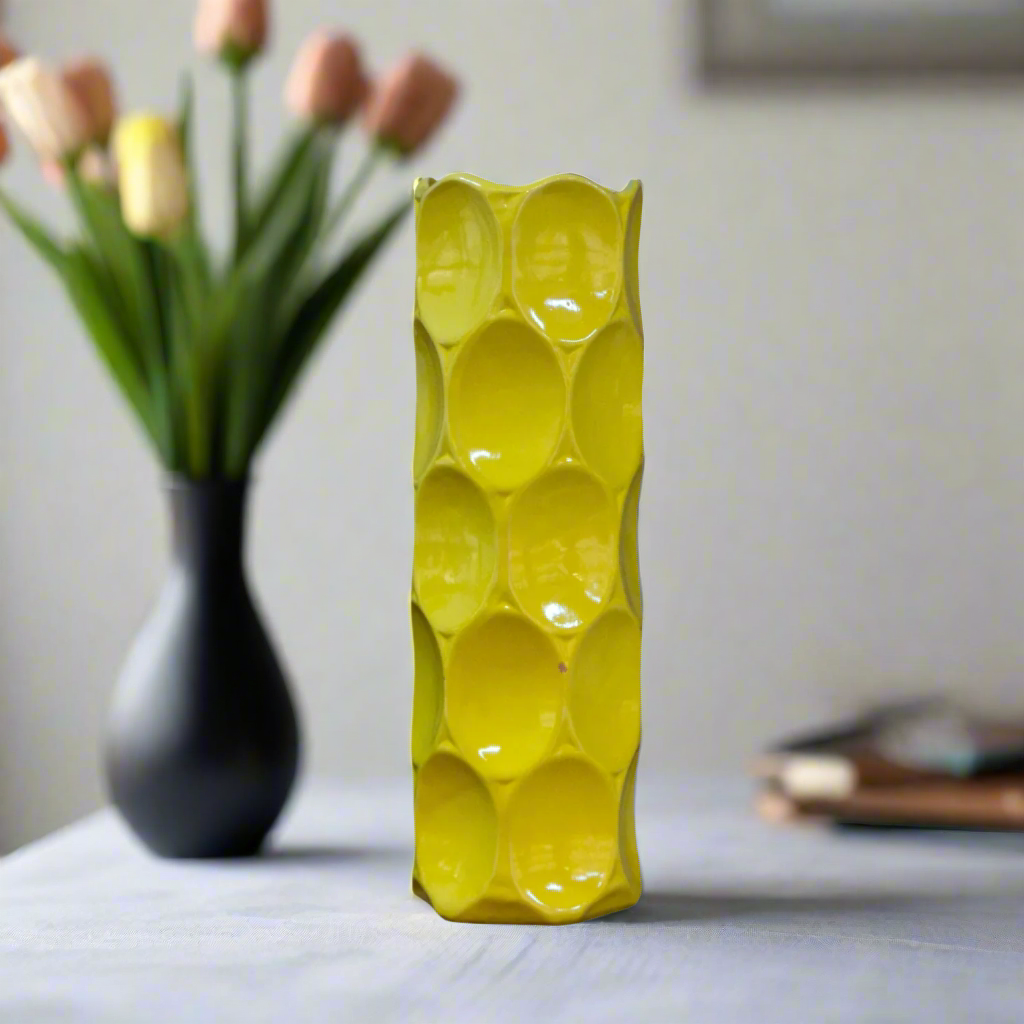 Jaselle Dimpled Ceramic Vase
