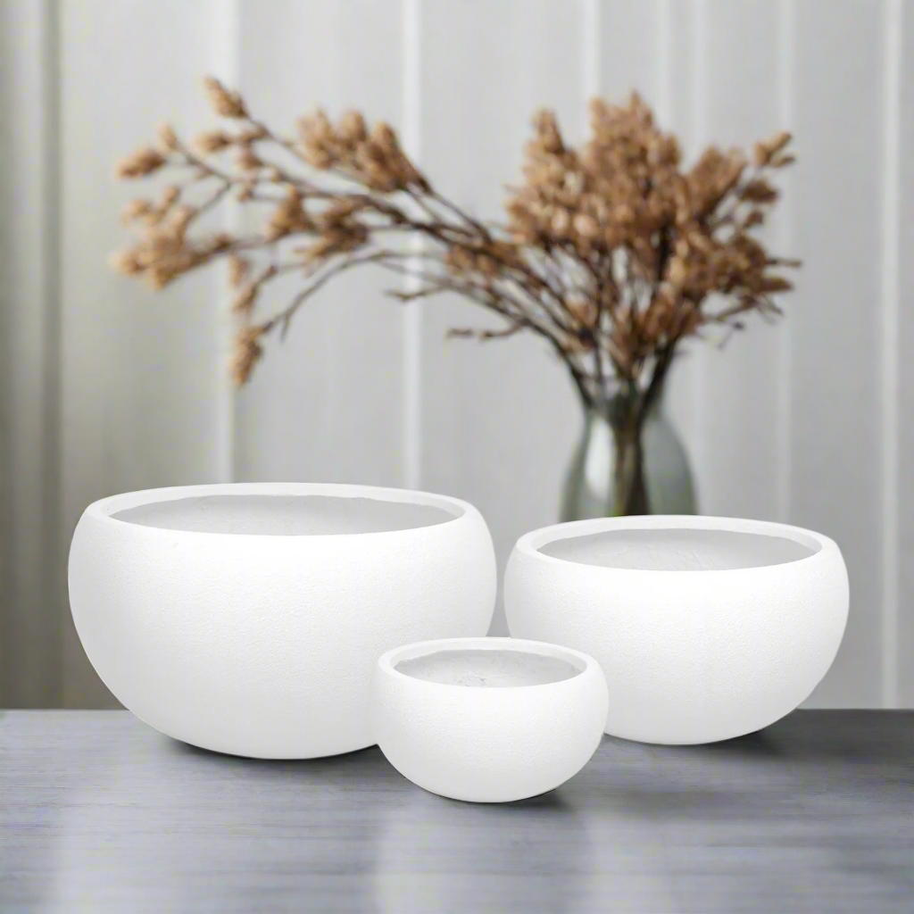 Noely White Fiberclay Planter Set (Set of 3)