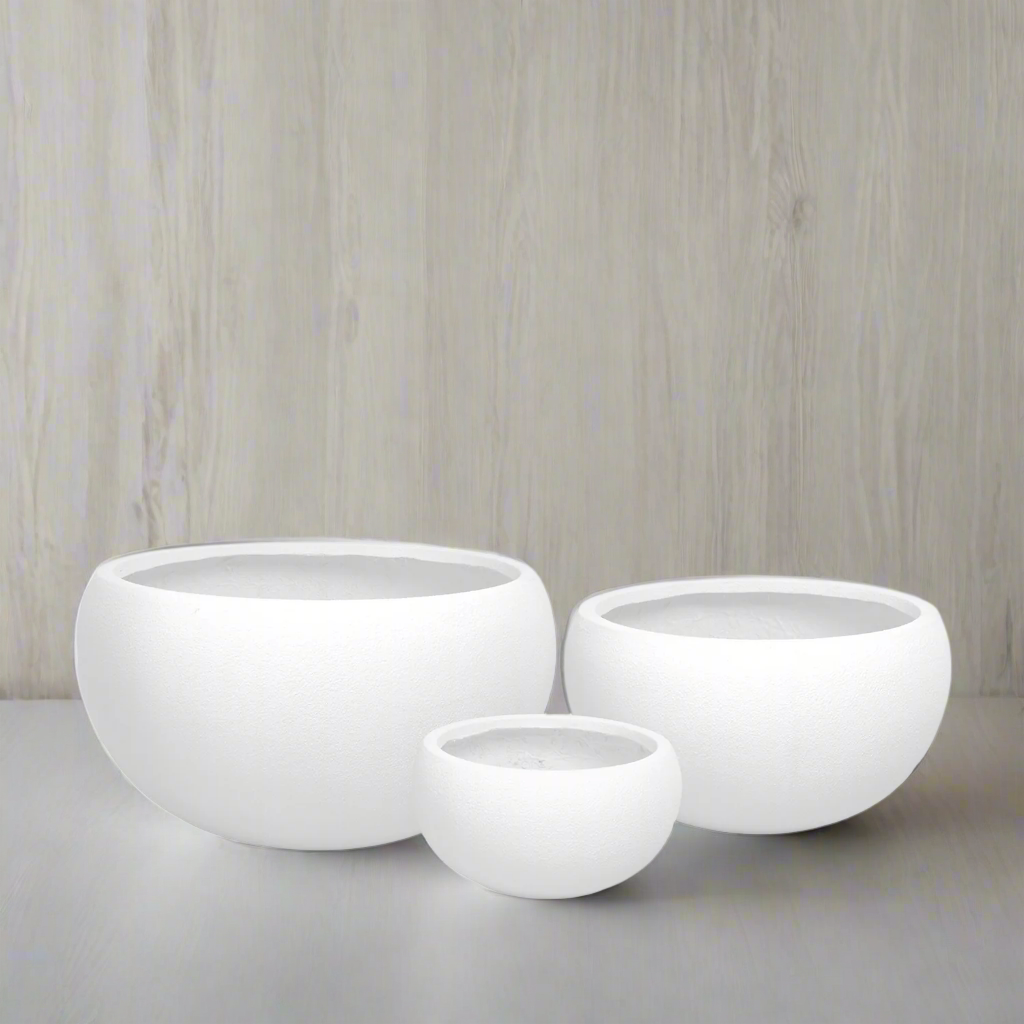 Noely White Fiberclay Planter Set (Set of 3)