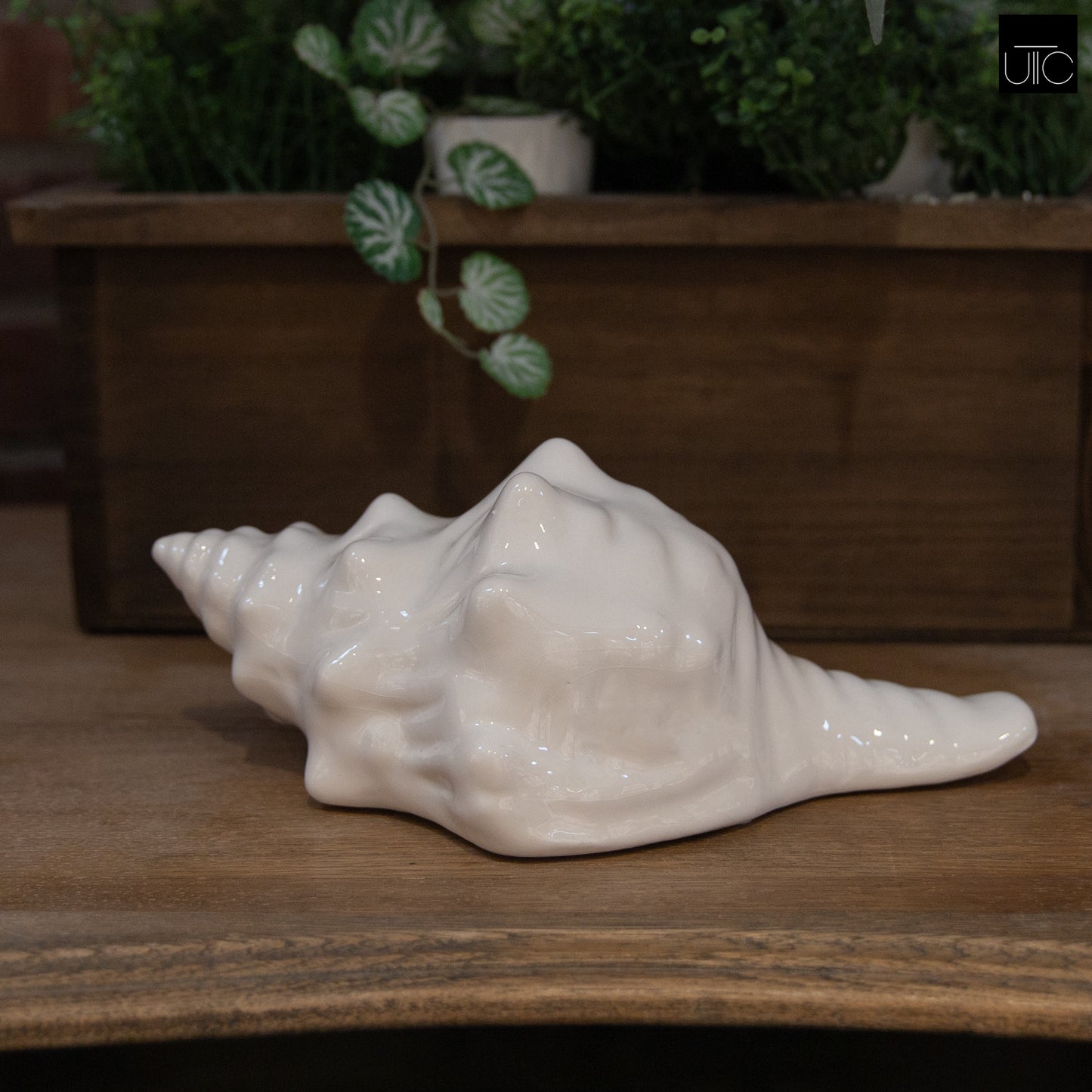 Ceramic Figurine Gloss Finish White 4"H