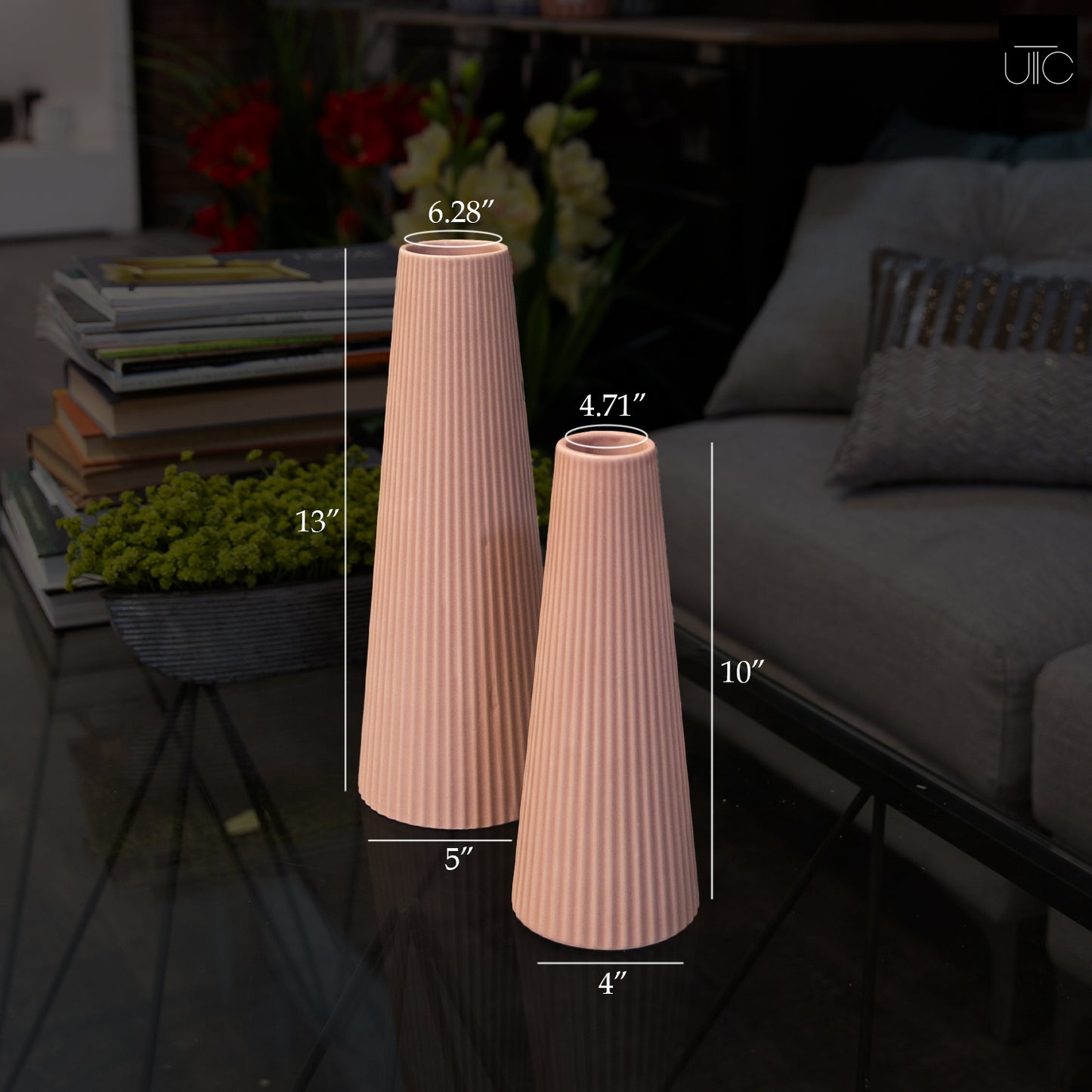 Vahlia Embossed Column Ceramic Vase