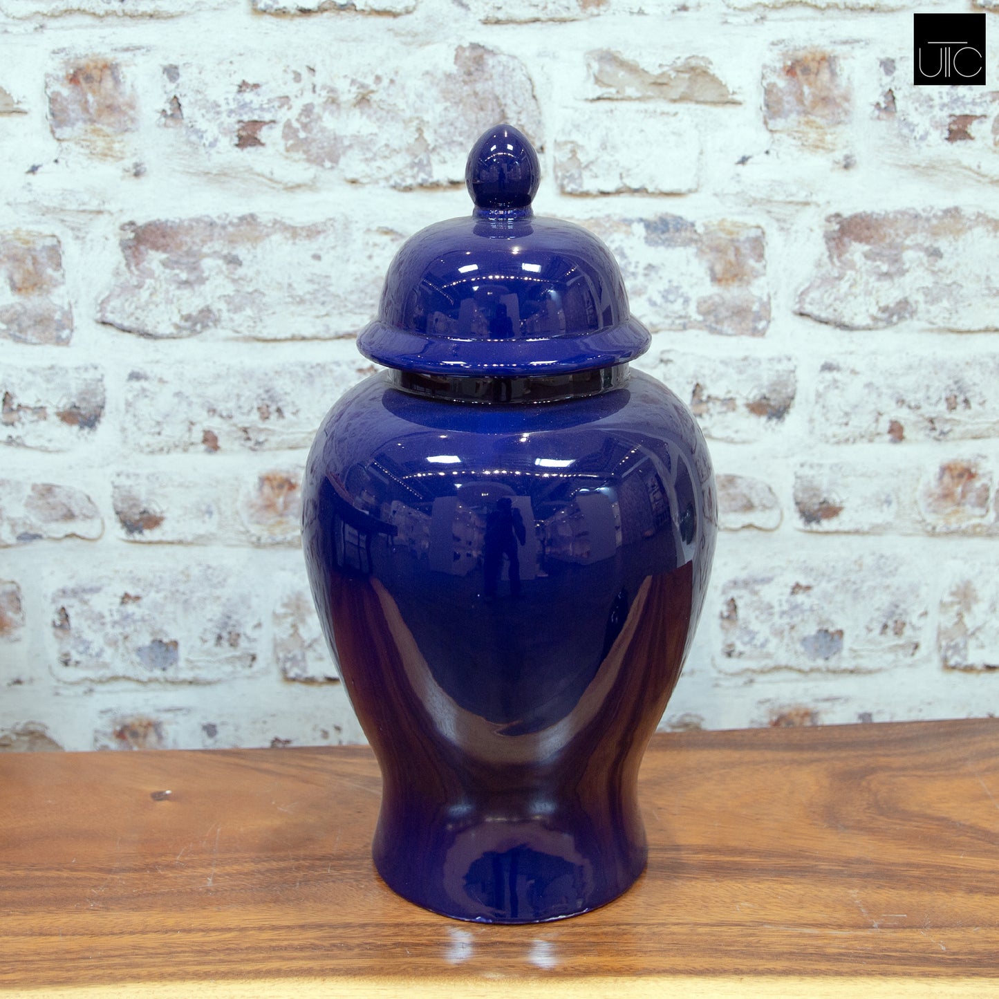 Darselle Glossy Temple Jar