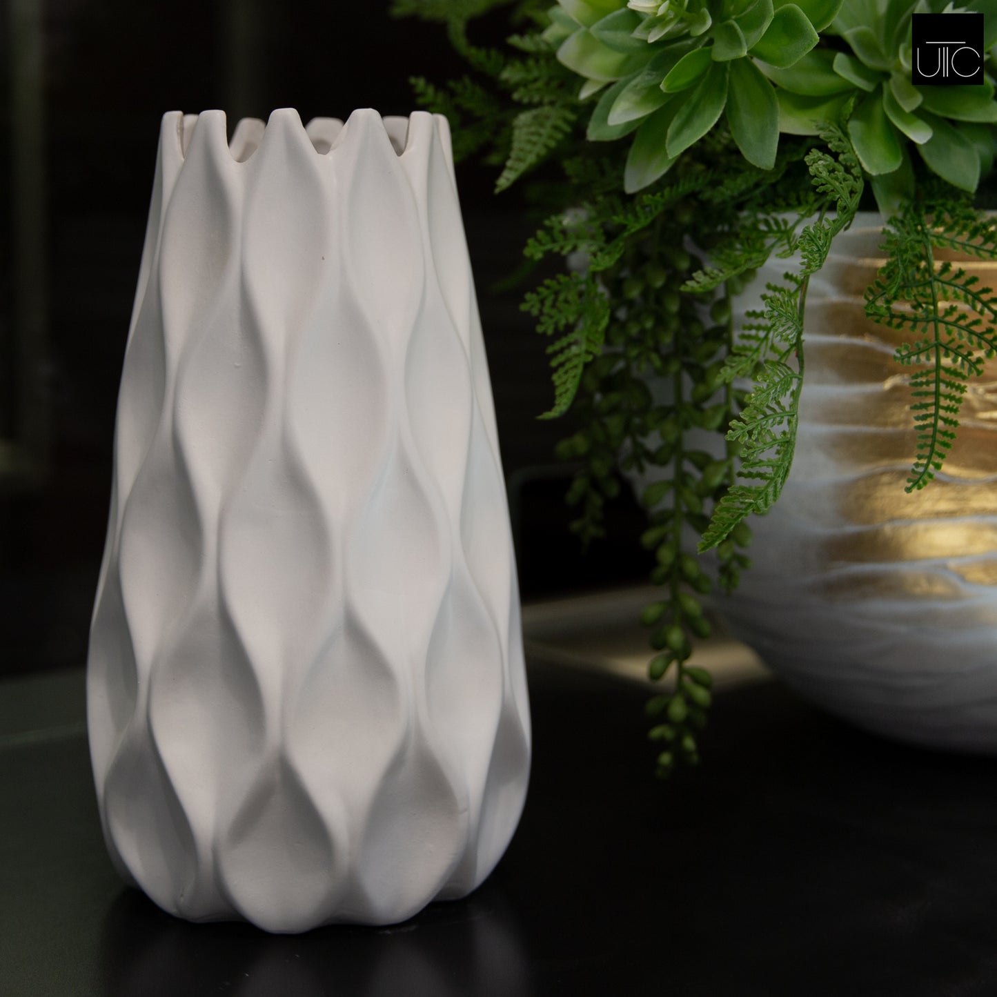 Valeen Spiked Diamond Design Ceramic Vase
