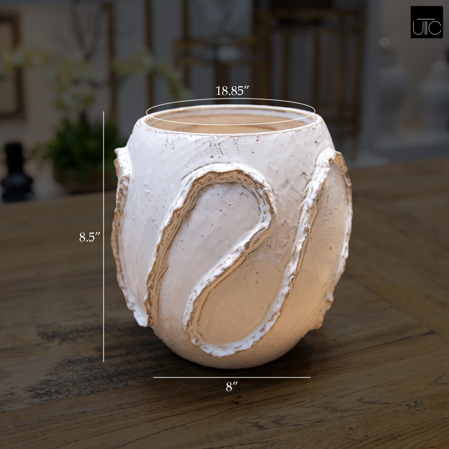 Ceramic Vase Finish White And Beige
