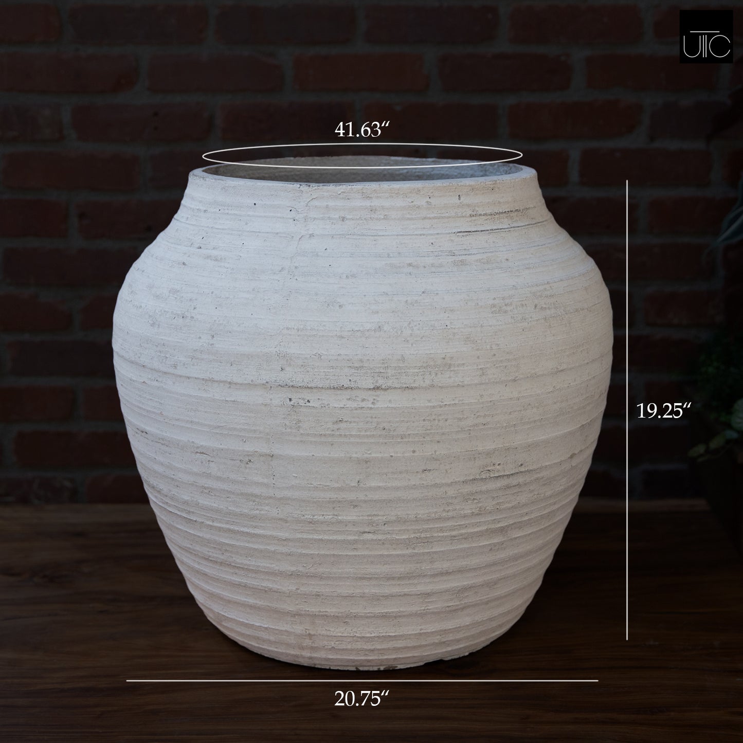 Rovelle White Cement Flower Pot