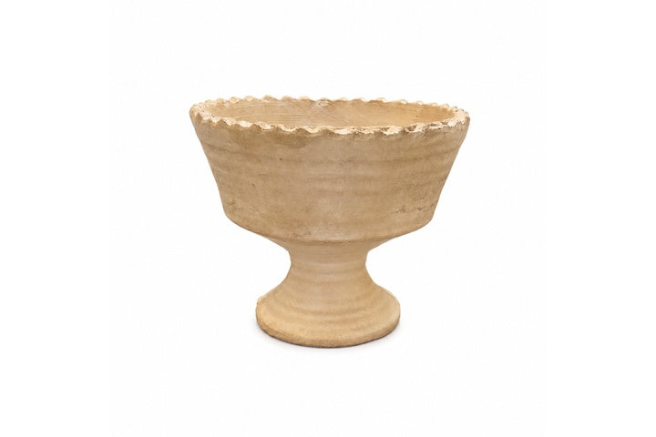 Ceramic Pot with Scalloped Floral Edge