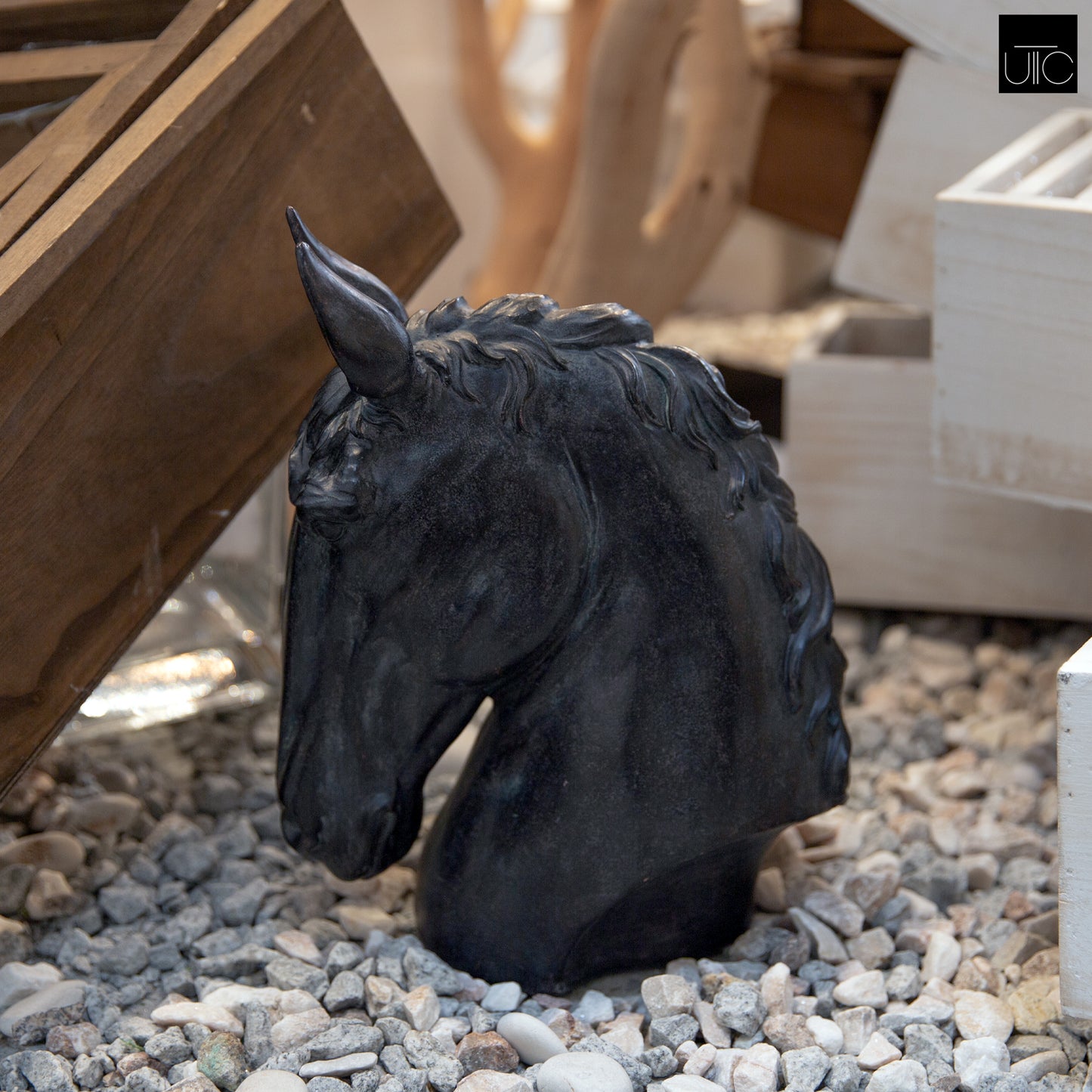 Draxen Polyresin Horse Head Figurine