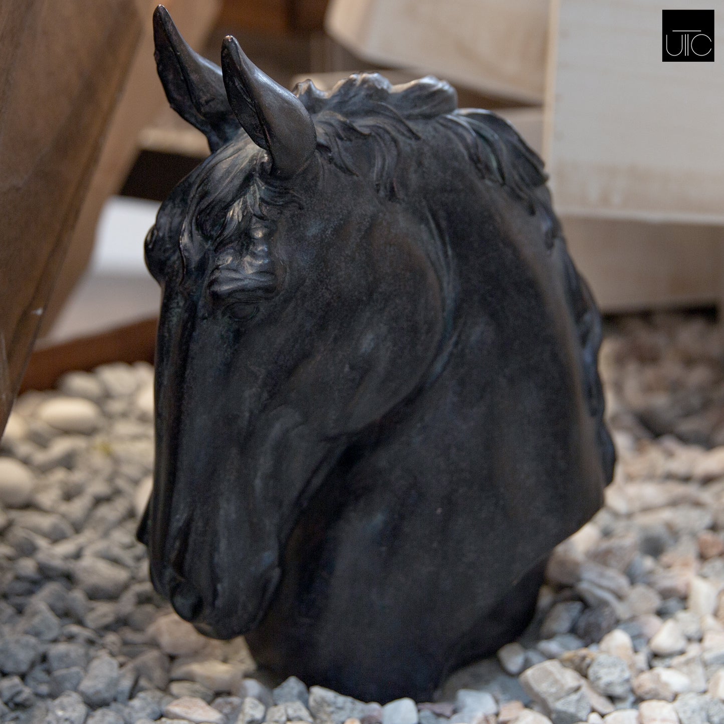 Draxen Polyresin Horse Head Figurine