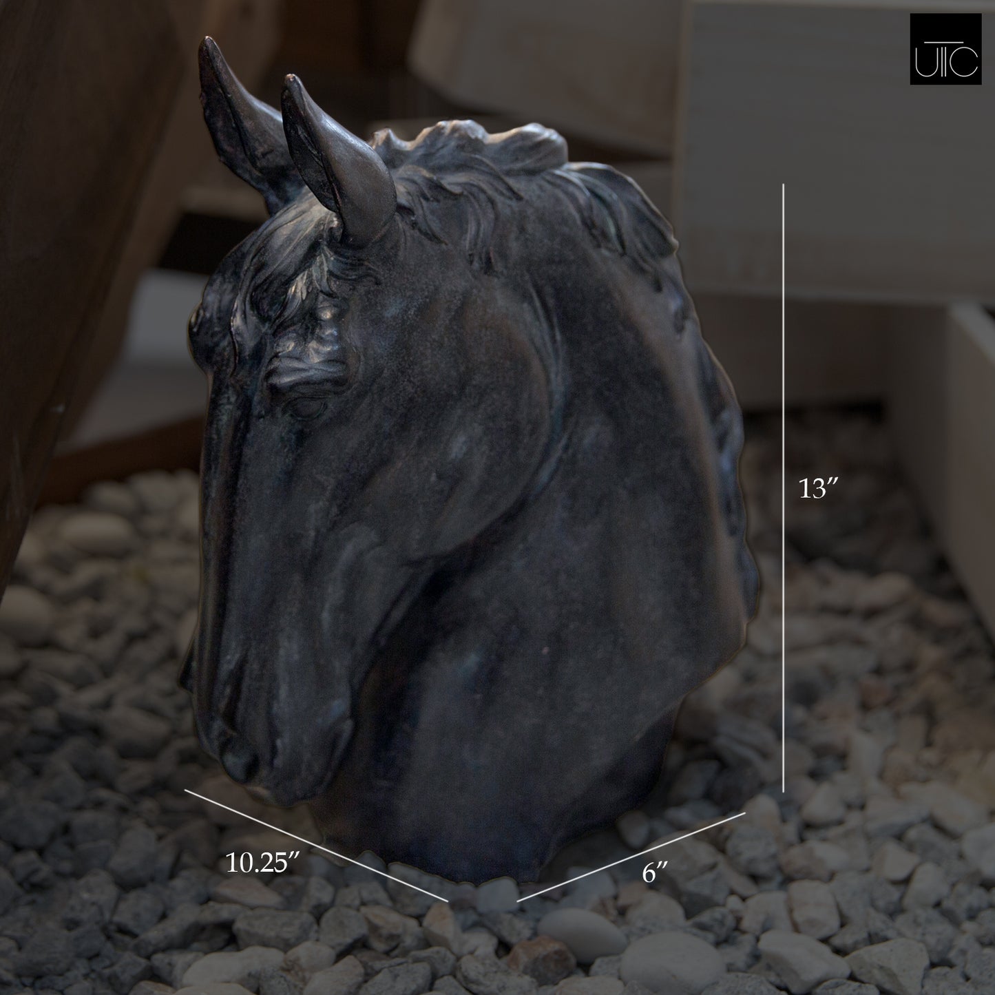 Draxen Polyresin Horse Head Figurine