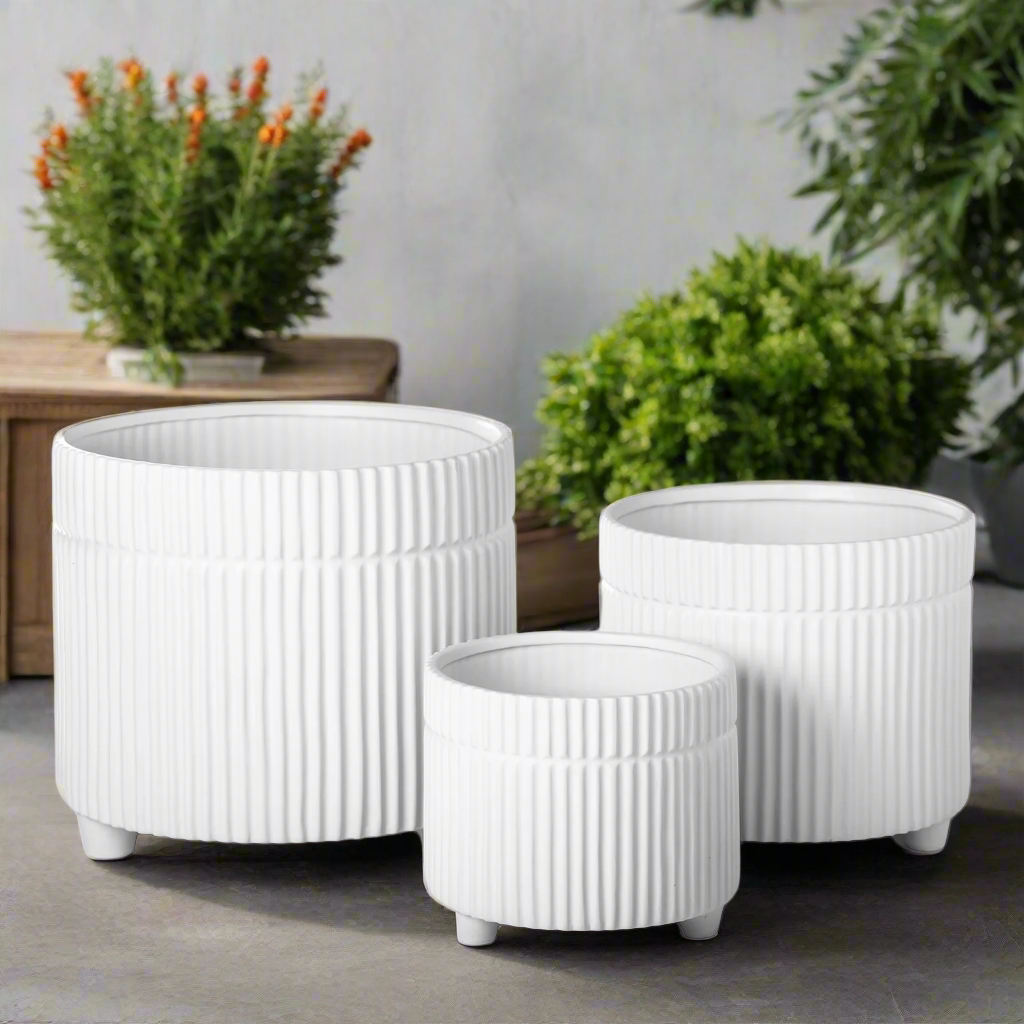 Luvira Geometric Column Tripod Planter Set (Set of 3)