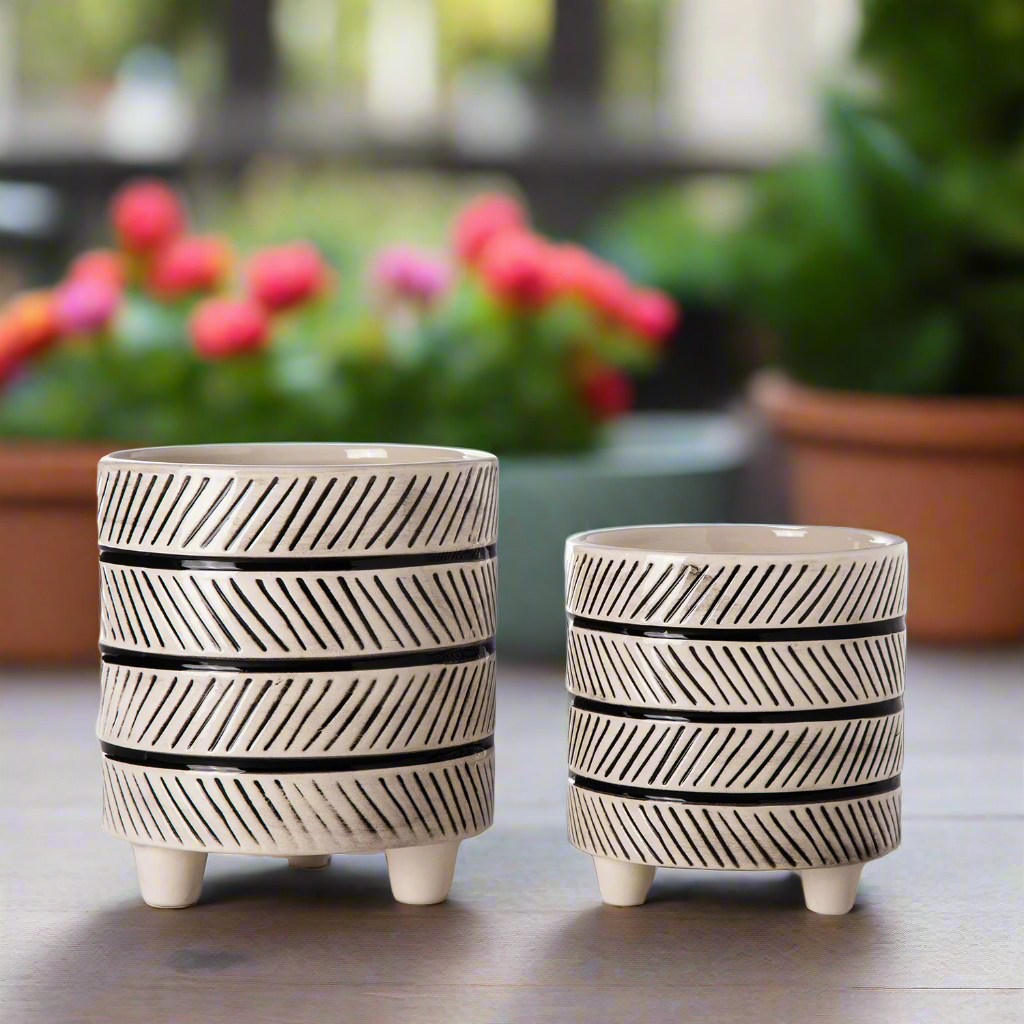 Javira Diagonal Banded Tripod Planter Set (Set of 2)