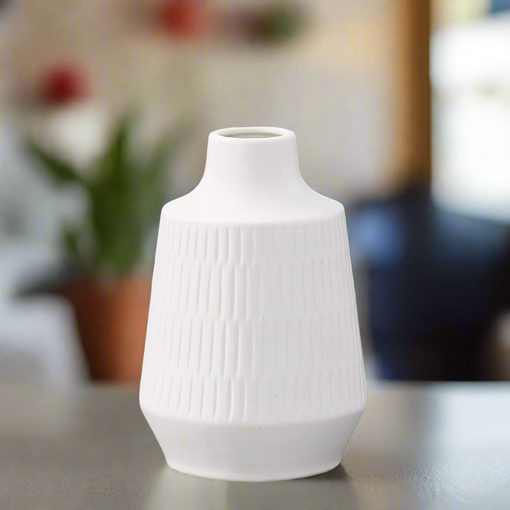 Xandra Ceramic Round Short Neck Vase