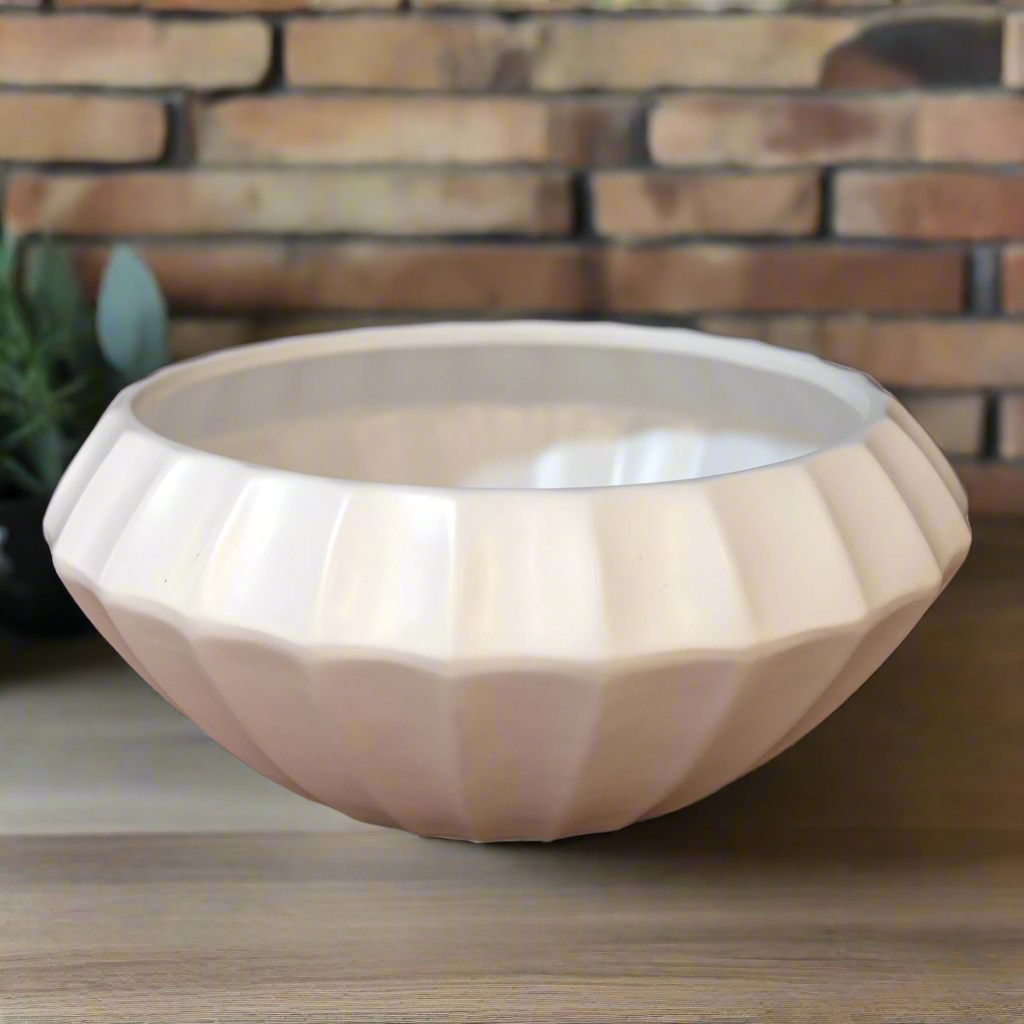 Arwyn White Ceramic Ripped Round Pot