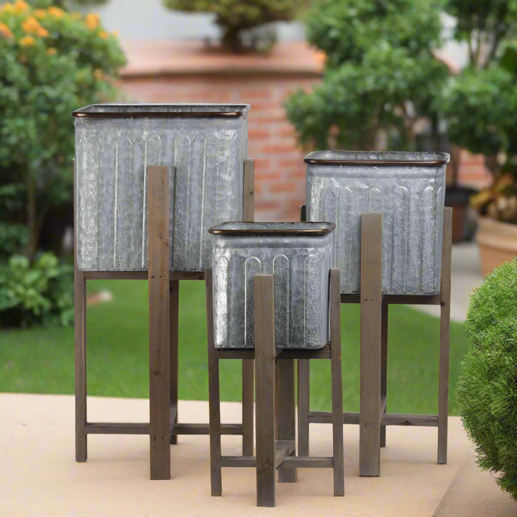 Alden Metal Square Planter Set with Wooden Stands (Set of 3)
