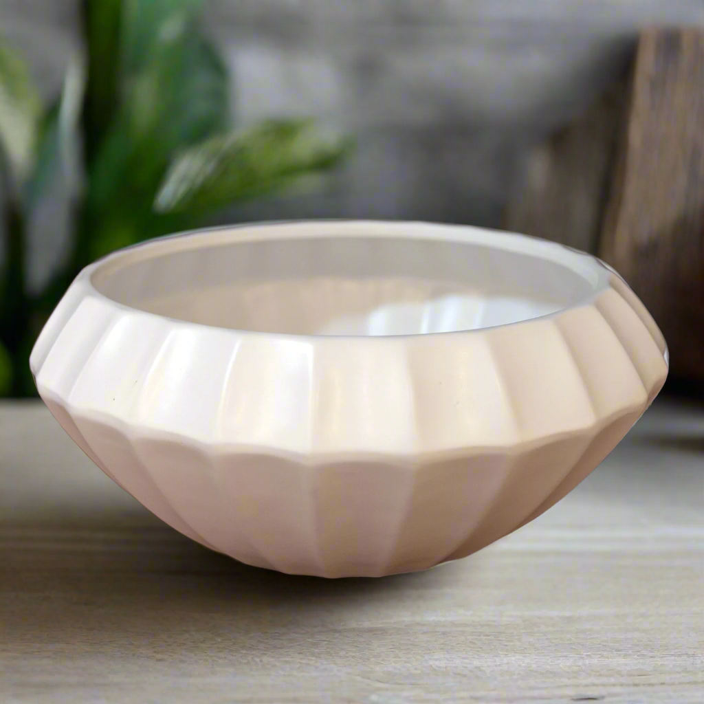 Arwyn White Ceramic Ripped Round Pot