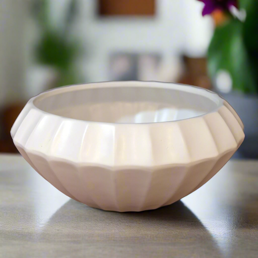 Arwyn White Ceramic Ripped Round Pot