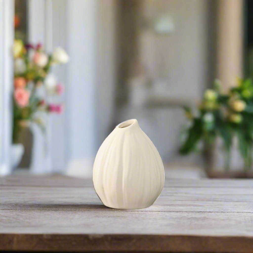 Dolly Textured Ceramic Bellied Vase