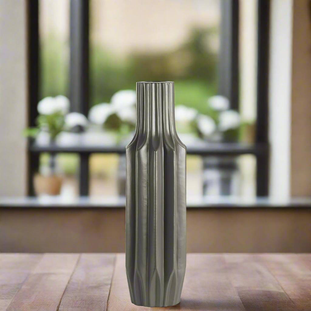 Maeve Ceramic Patterned Wave Vase