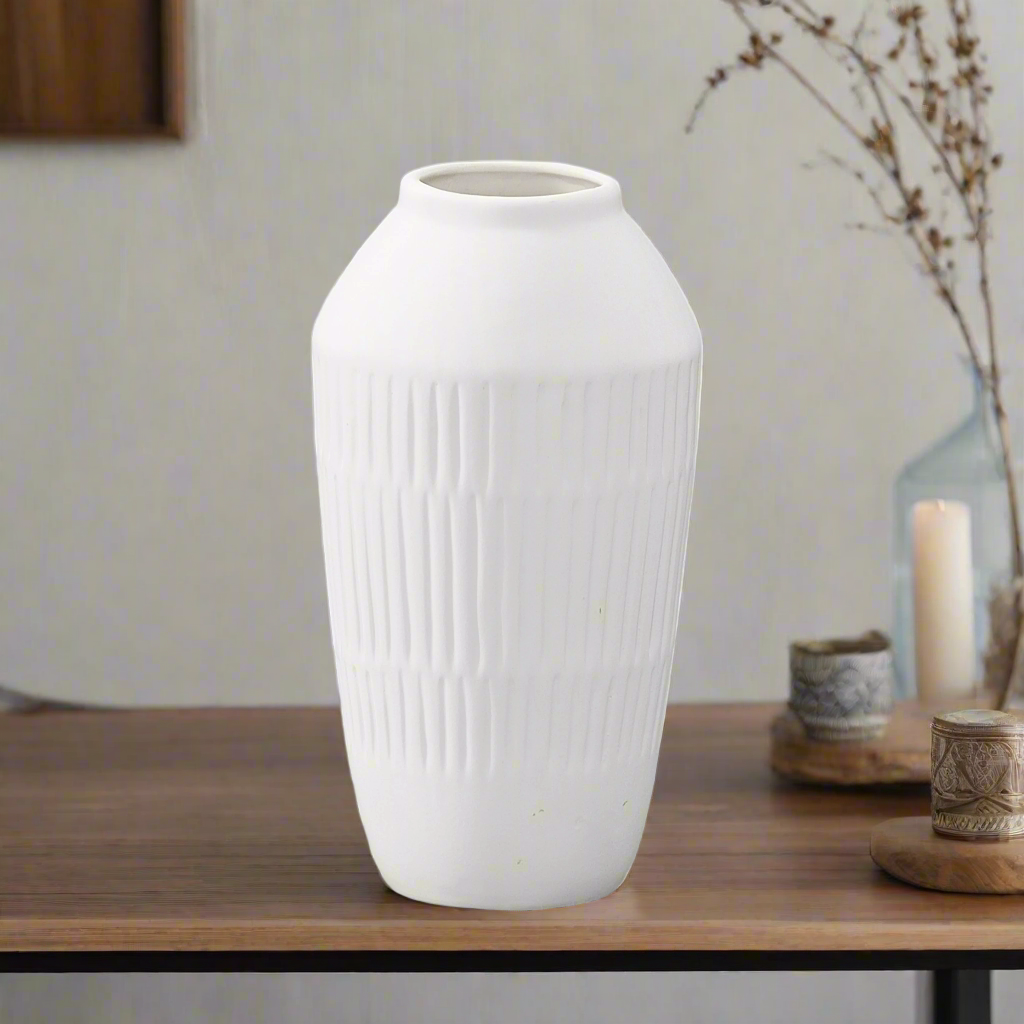 Venra Matte Ceramic Vase