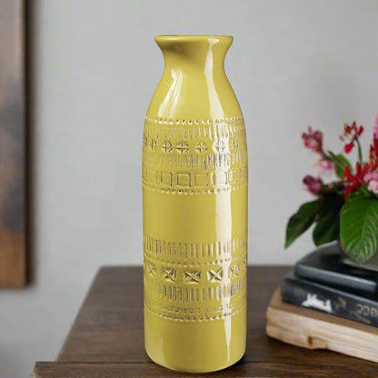 Marra Glossy Ceramic Vase