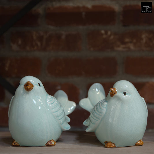 Crimson Porcelain Bird Figurine (Case Pack of 6)
