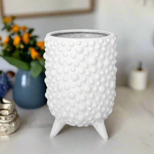 Quilly Studded Footed Planter