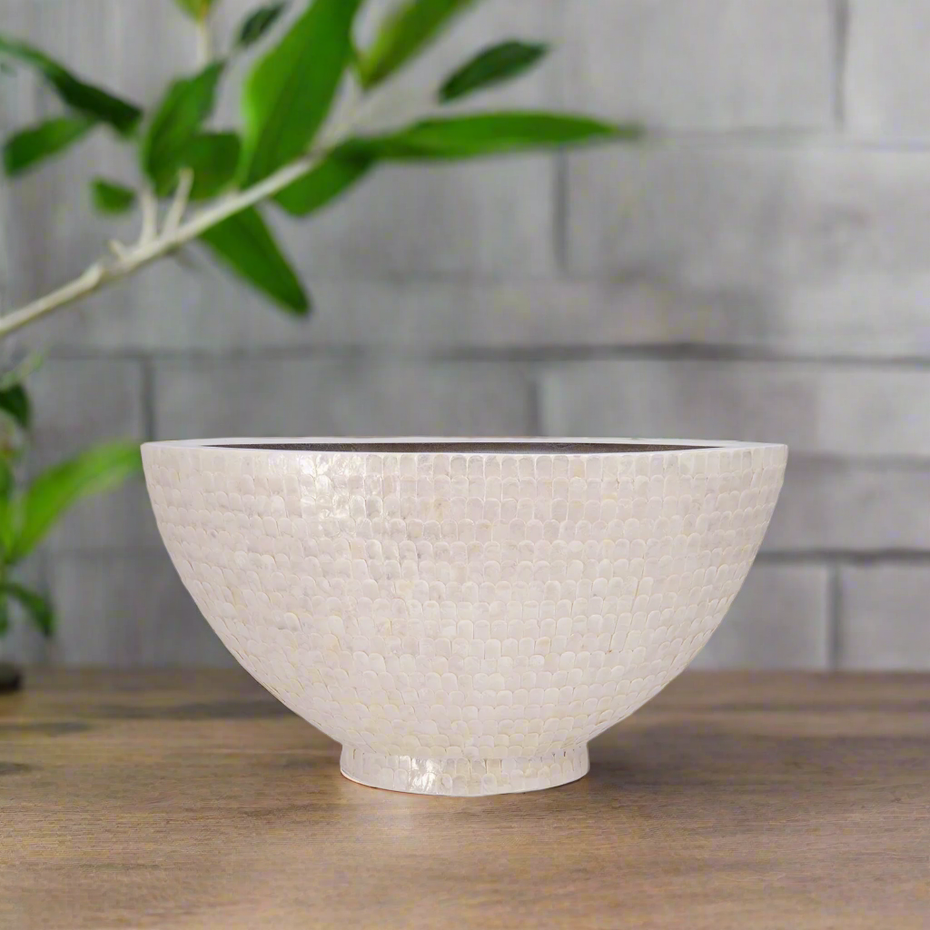 Yara Shell Boat Planter