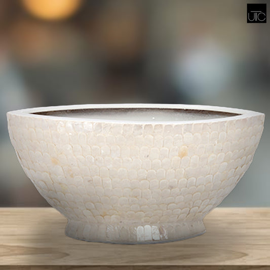 Capri Shell Boat Shape Planter with Base Gloss Finish Cream..16.25"x8.00"x8.25"H