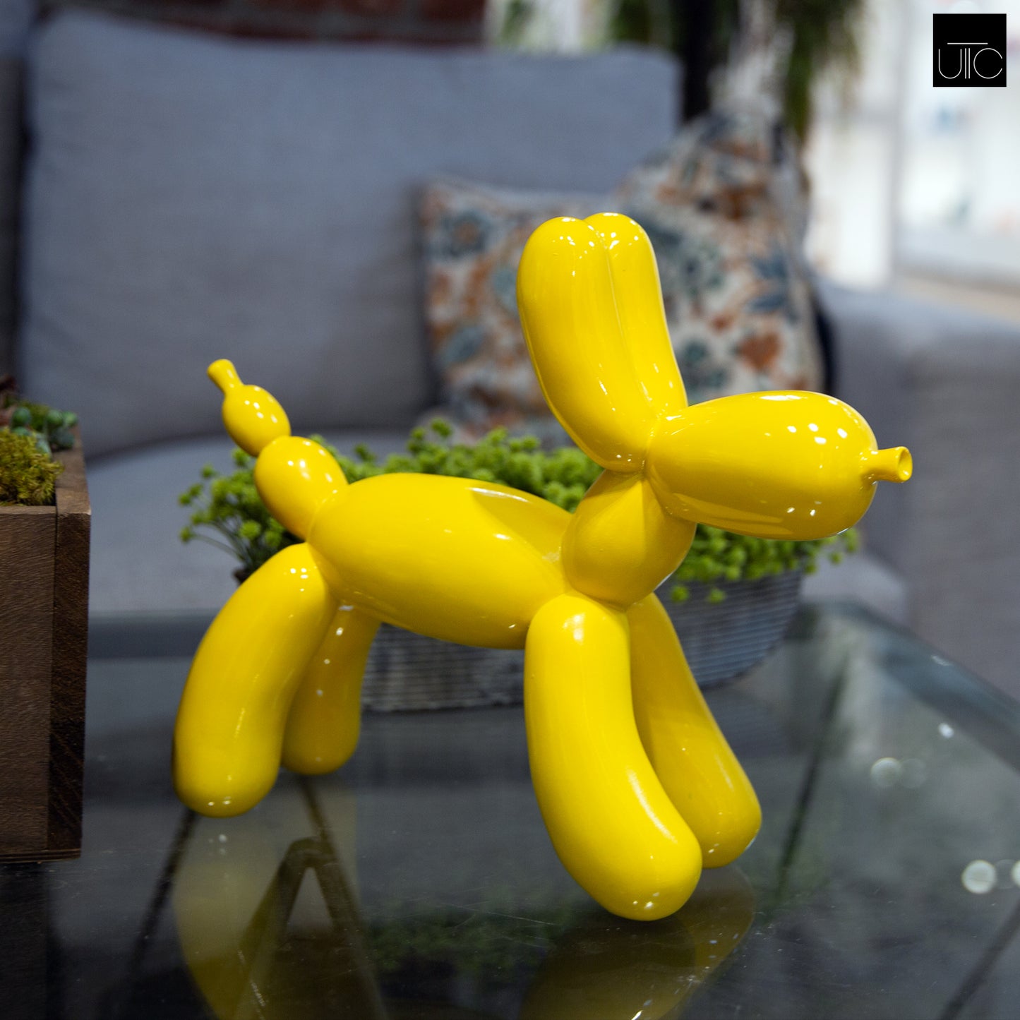 Orrick Resin Dog Decor