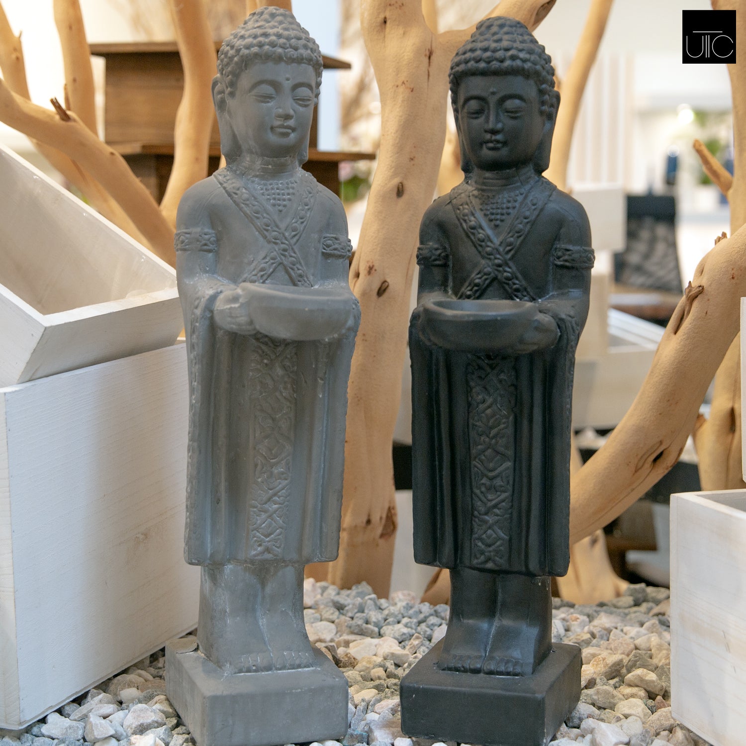 涅槃 Tenzin Standing Buddha Terracotta Figurine – Urban Trends