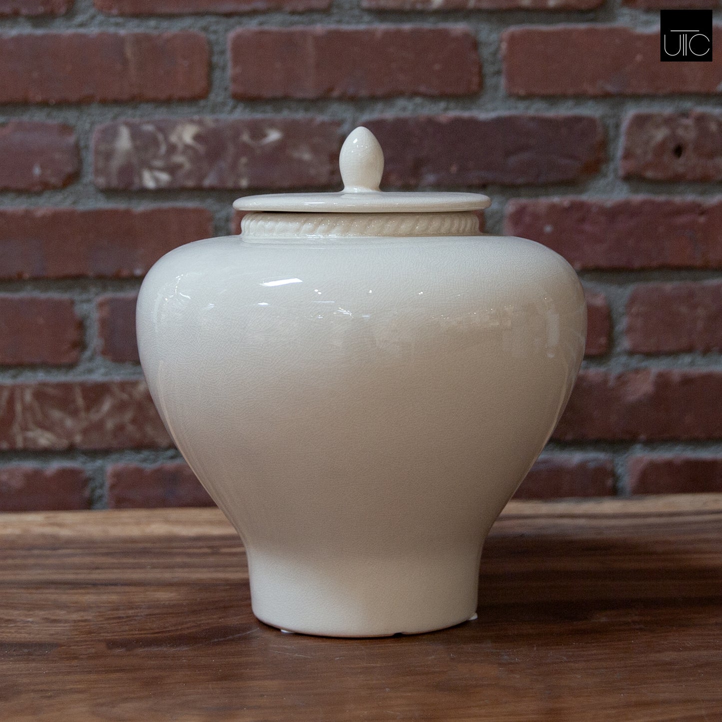Diona Ceramic Chinoiserie Ginger Temple Jar