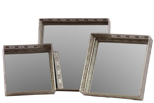 Metal Tray Polished Chrome Finish Silver 2.5"H -290