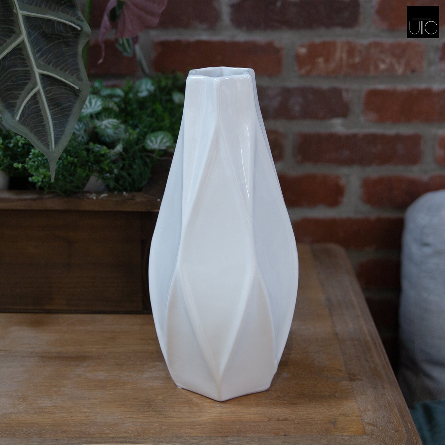 Netty Ceramic Vase