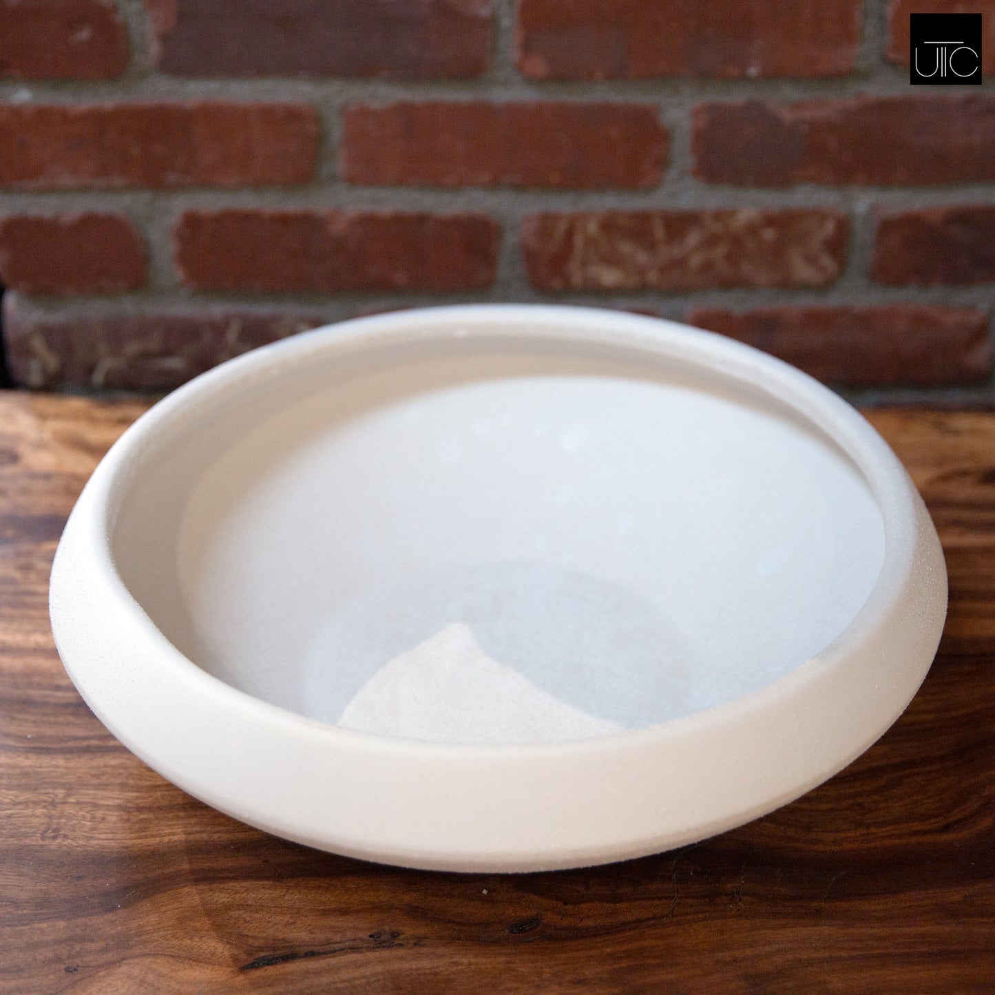 Thalara Stoneware Flower Pot