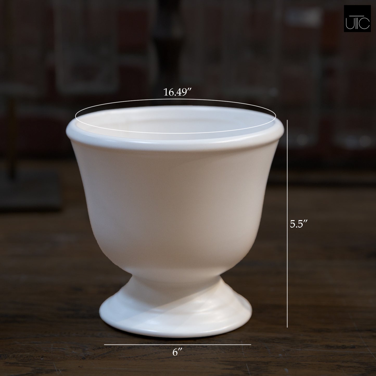 Zavine Matte White Pedestal Planter