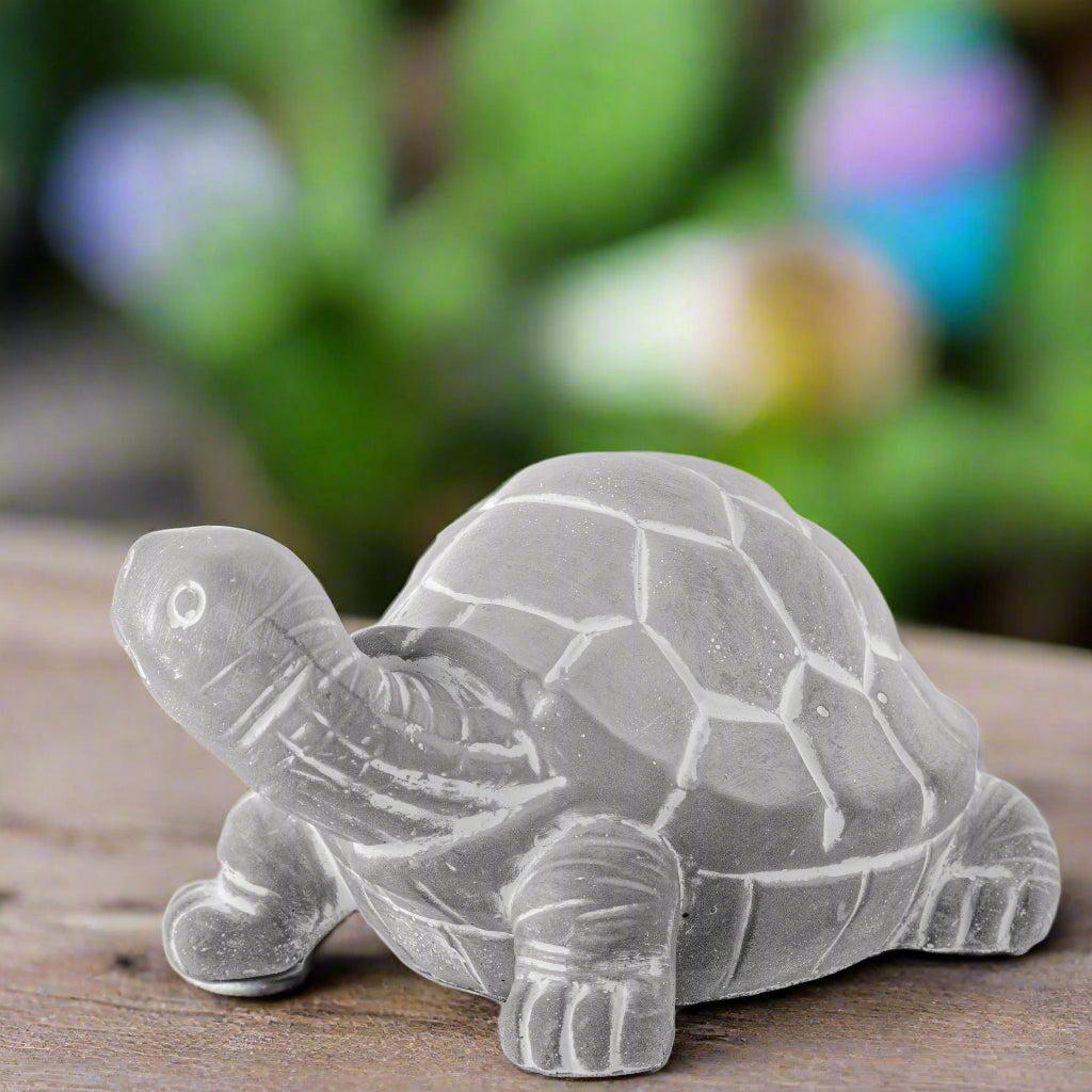 Keizo Turtle Figurines