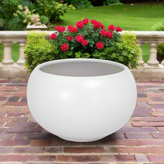 Axelle White Ceramic Planter