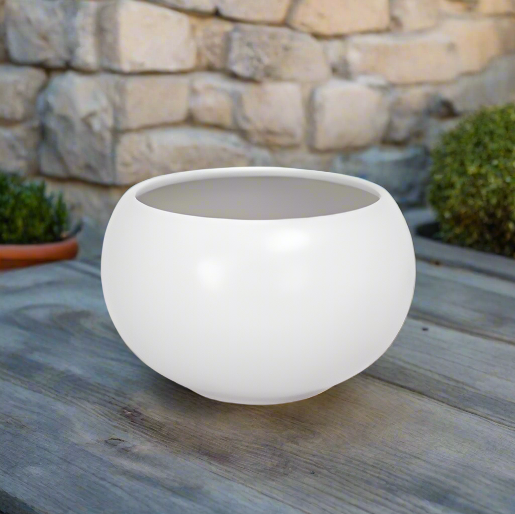 Axelle White Ceramic Planter