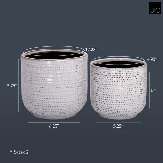 Ceramic Round Pot Gloss Finish Ivory..6.25"x6.25"x5.75"H -152