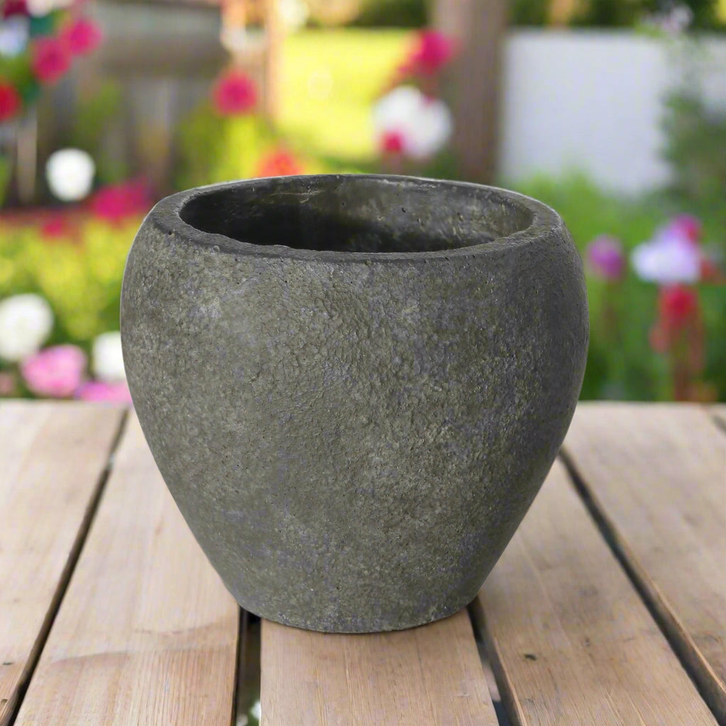 Terracotta  Round Pot Rough Finish