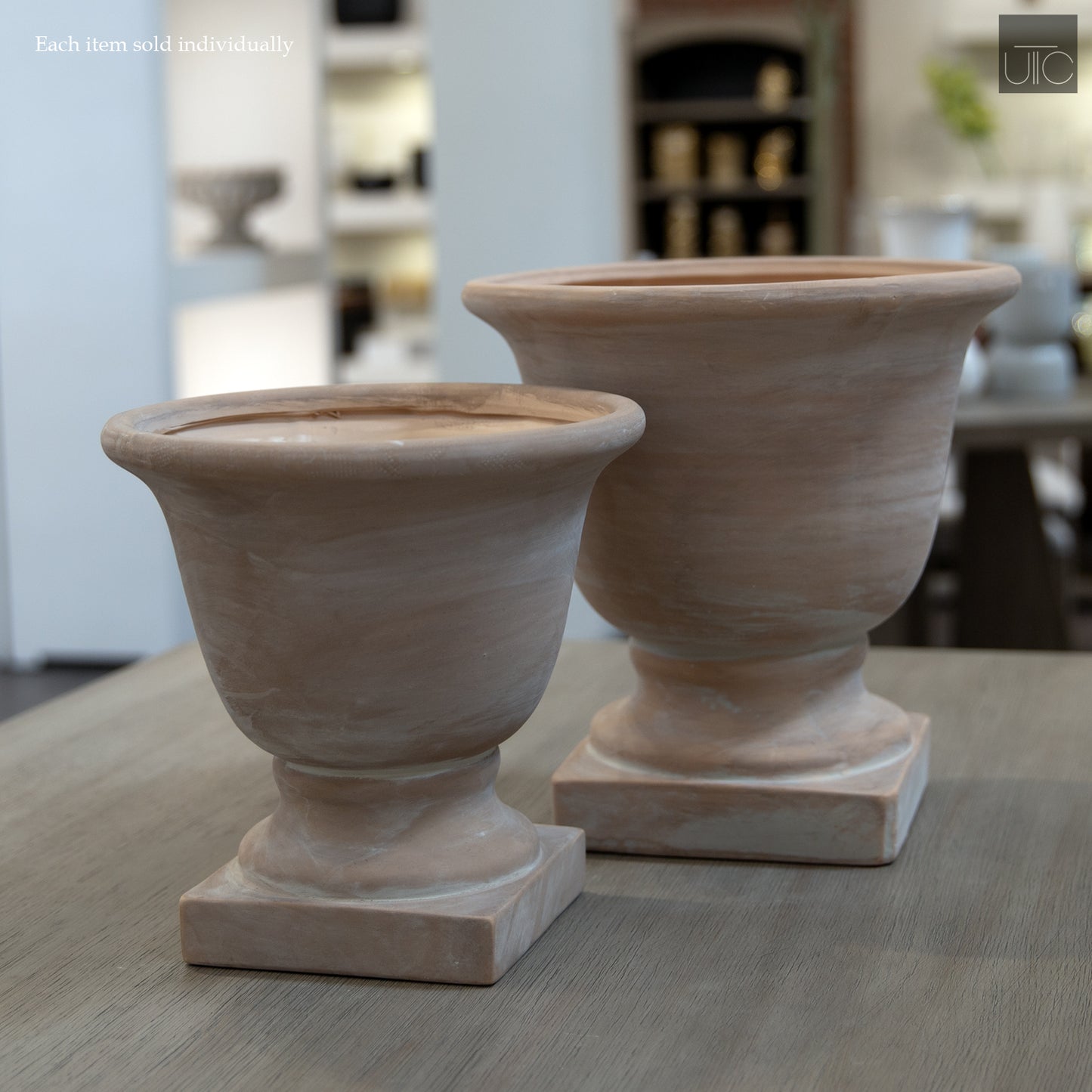 Talon Round Cement Pot