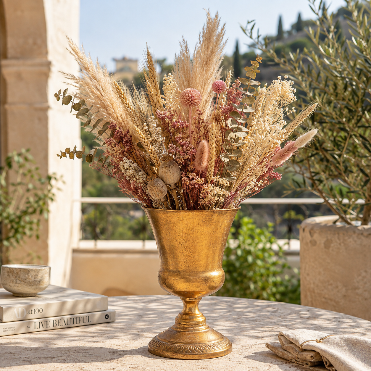 Alisson Golden Metal Planter