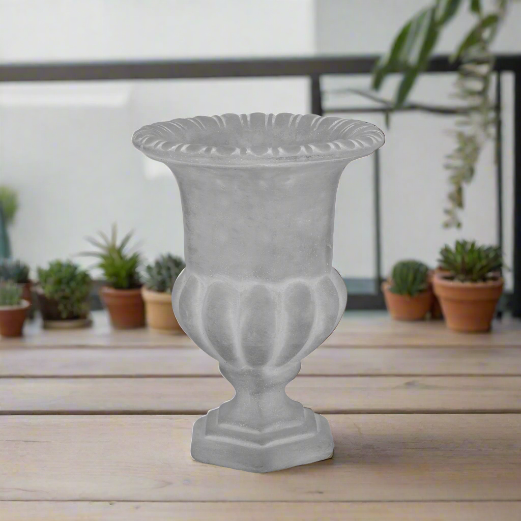 Vale Terracotta Classic Urn