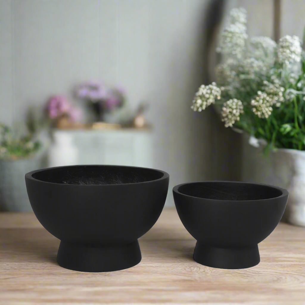 Kyric Black Fiberclay Planters (Set of 2)