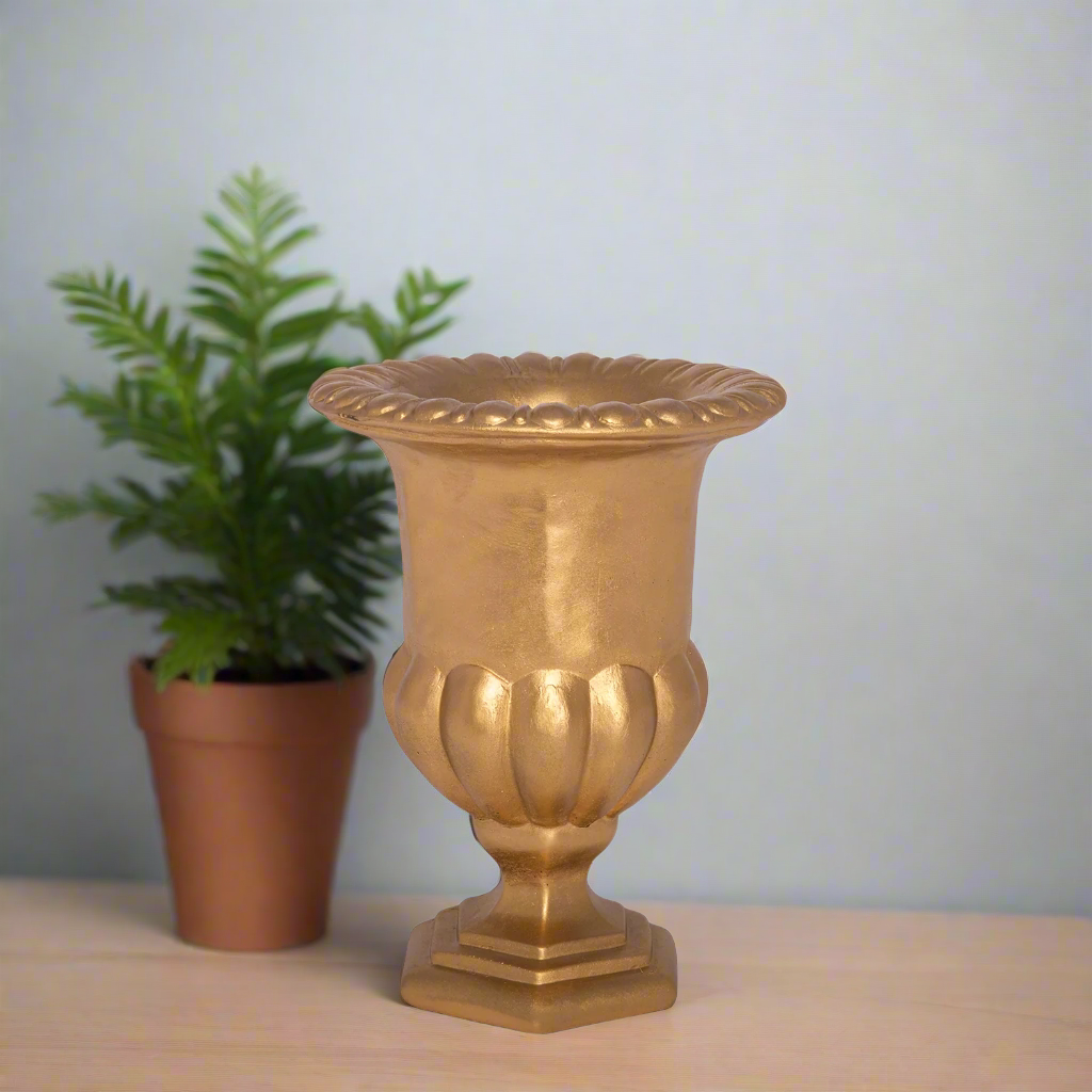 Amelia Terracotta Urn