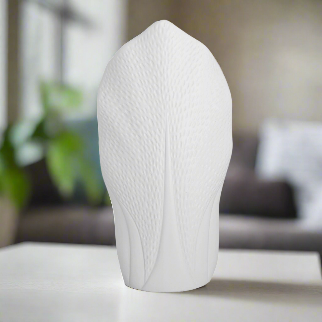 Londyn Ceramic Pyramidal Vase with Engraved Circle Design